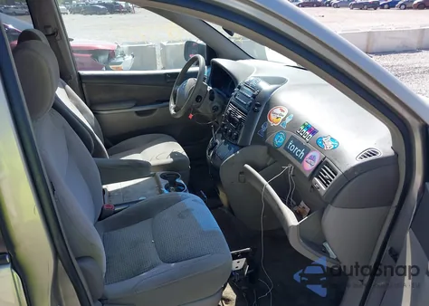 2006 Toyota Sienna Le from USA, damaged, VIN 5TDZA23C86S495995